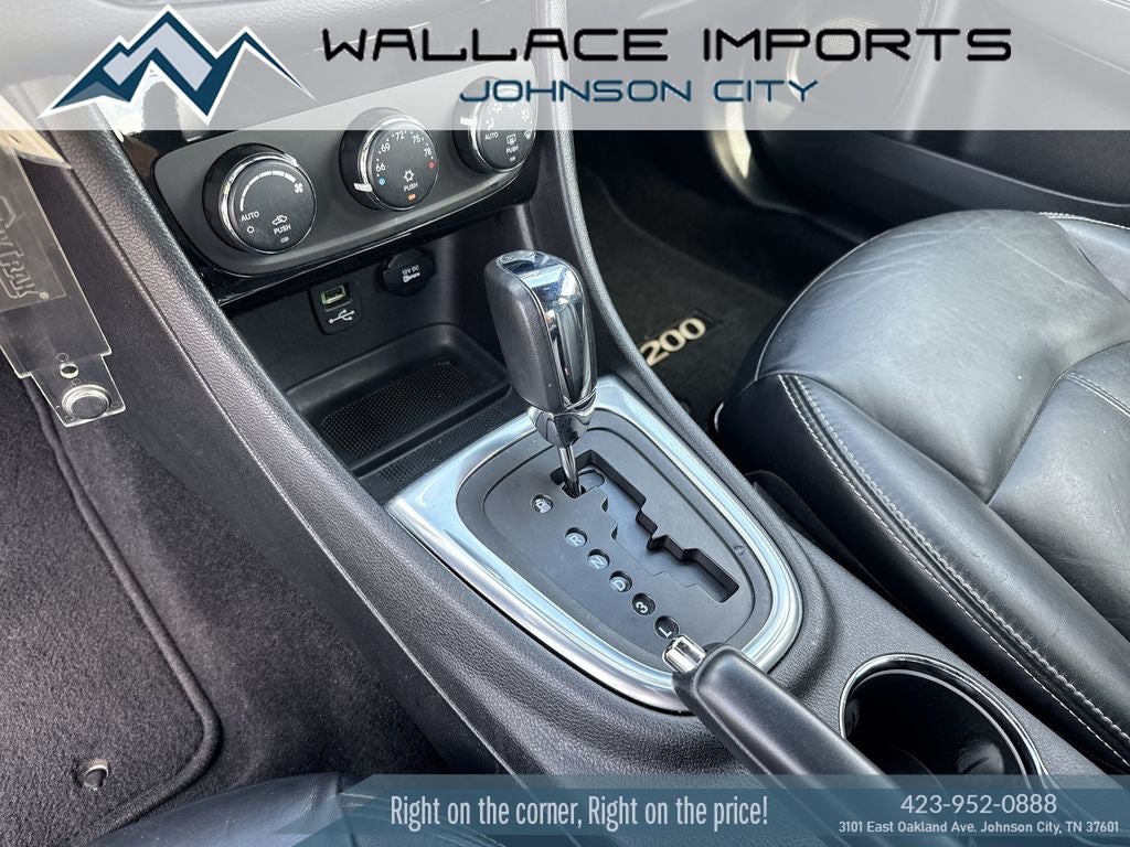 2014 Chrysler 200 Limited