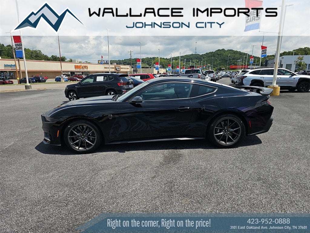 2024 Ford Mustang Dark Horse