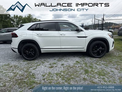 2026 Volkswagen Atlas Cross Sport 2.0T SEL R-Line Black