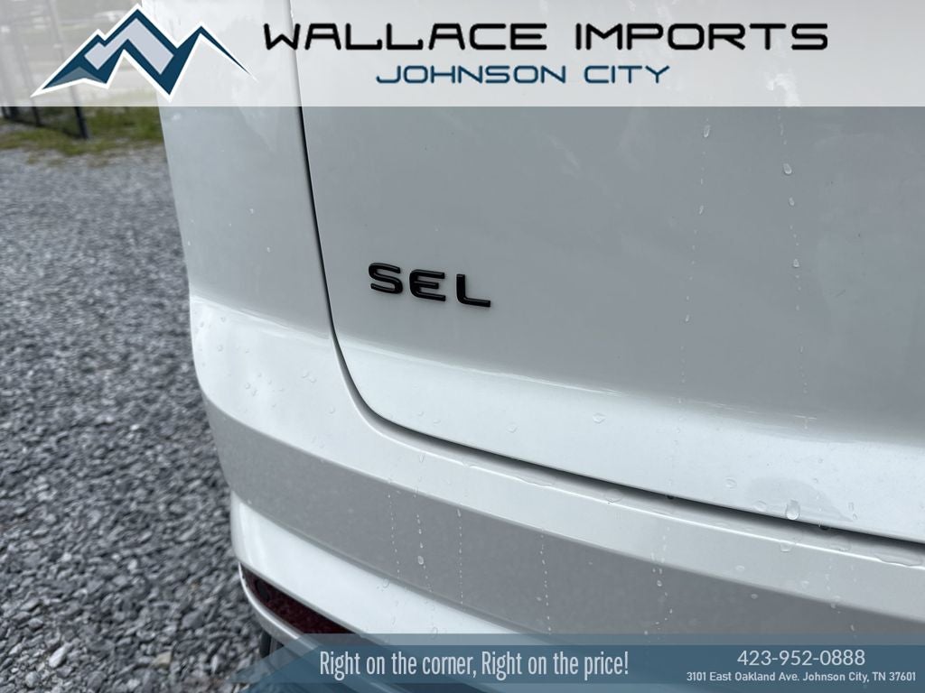 2026 Volkswagen Atlas Cross Sport 2.0T SEL R-Line Black