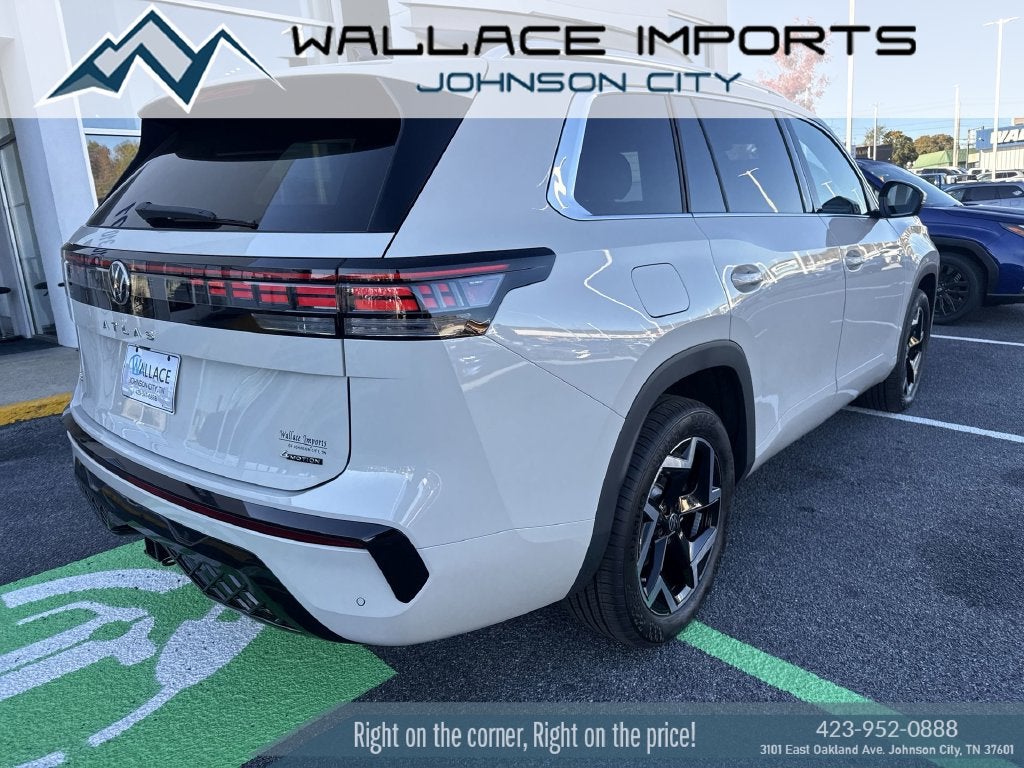 2027 Volkswagen Atlas SEL R-Line