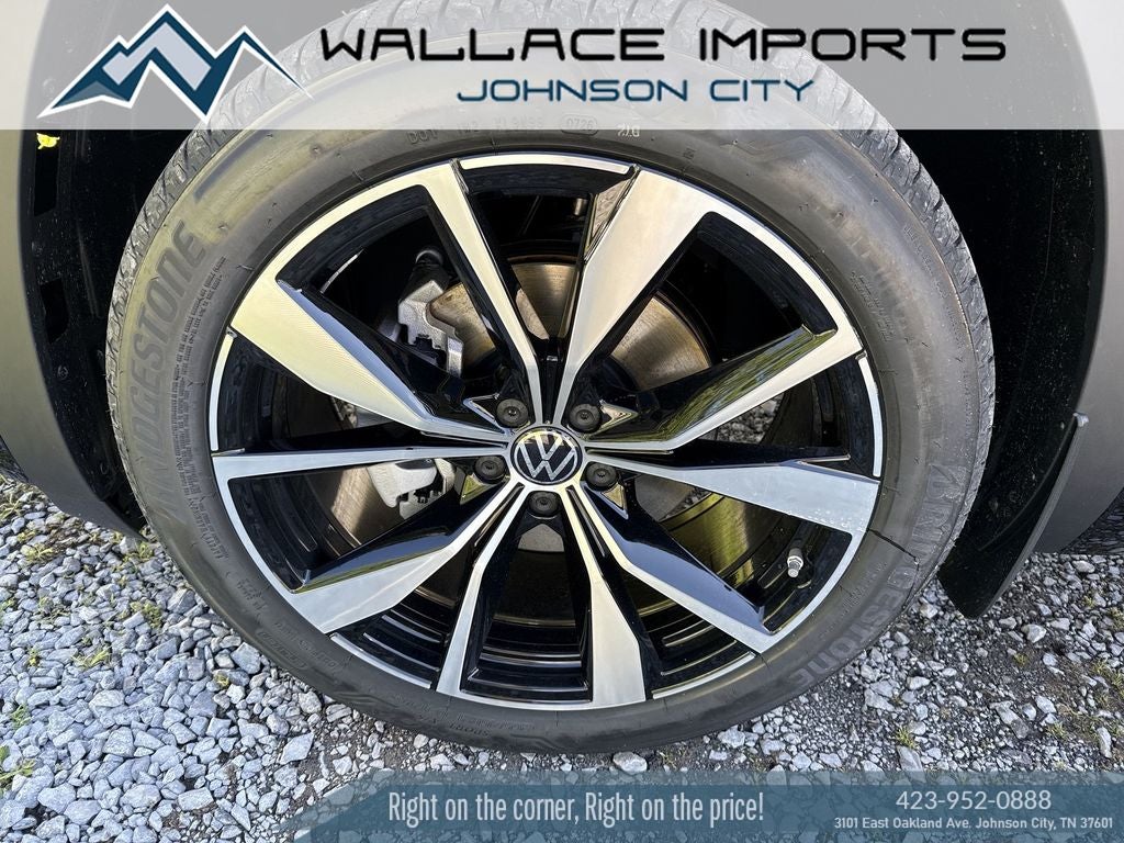 2026 Volkswagen Atlas Cross Sport 2.0T SEL Premium R-Line