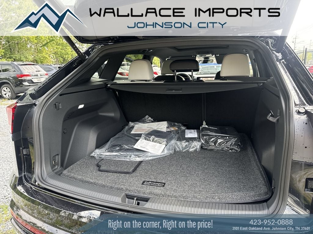 2026 Volkswagen Atlas Cross Sport 2.0T SEL Premium R-Line