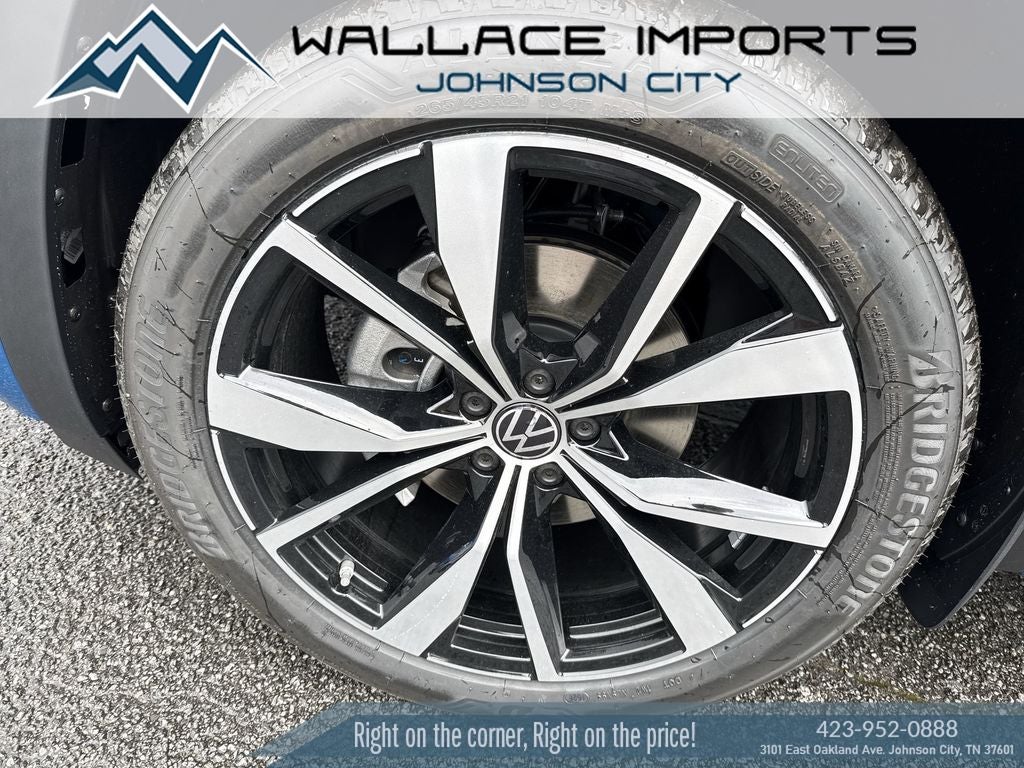 2026 Volkswagen Atlas Cross Sport 2.0T SEL Premium R-Line 4MOTION