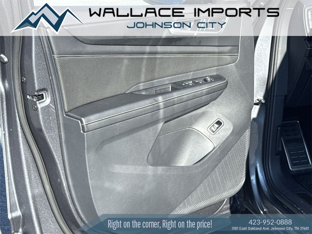 2024 Volkswagen Atlas Cross Sport 2.0T SEL Premium R-Line