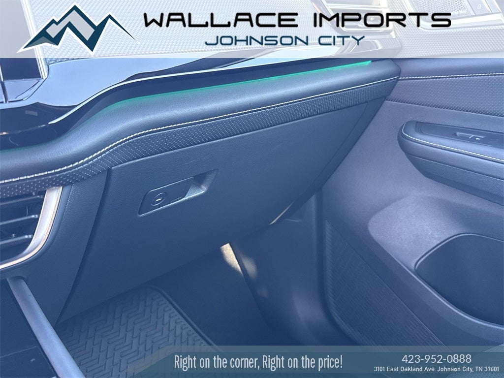 2024 Volkswagen Atlas Cross Sport 2.0T SEL Premium R-Line