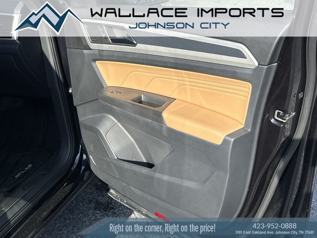 2022 Volkswagen Atlas Cross Sport 3.6L V6 SEL Premium R-Line
