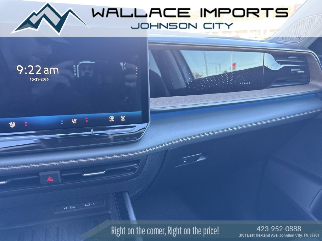 2027 Volkswagen Atlas SE w/Technology