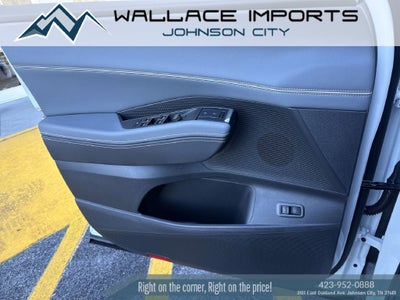 2027 Volkswagen Atlas SE w/Technology