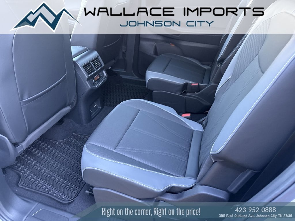 2027 Volkswagen Atlas SE w/Technology