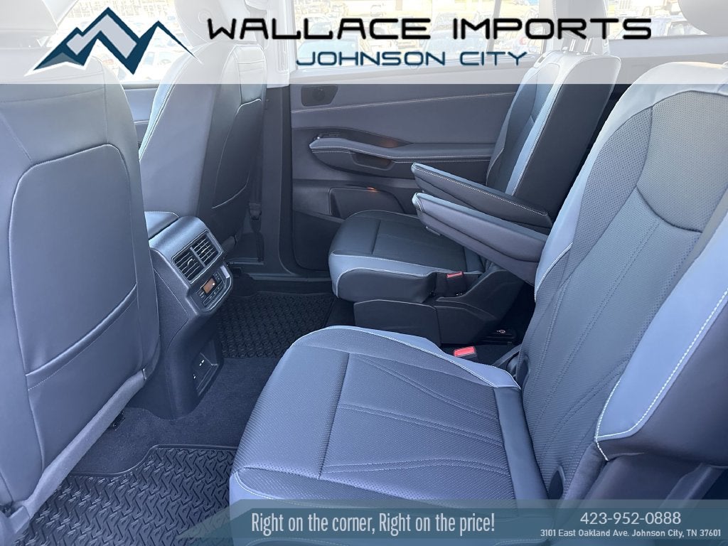2027 Volkswagen Atlas SE w/Technology