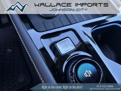 2027 Volkswagen Atlas SE w/Technology