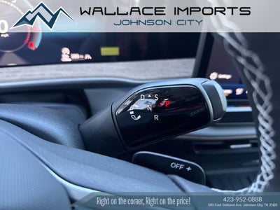 2027 Volkswagen Atlas SE w/Technology