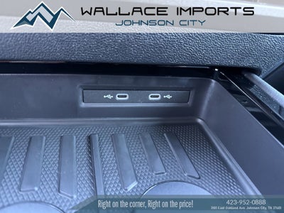 2027 Volkswagen Atlas SE w/Technology