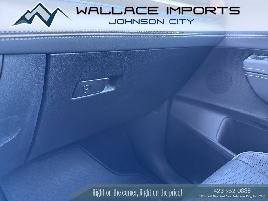 2027 Volkswagen Atlas SE w/Technology