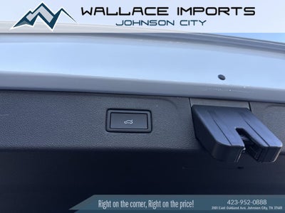 2027 Volkswagen Atlas SE w/Technology
