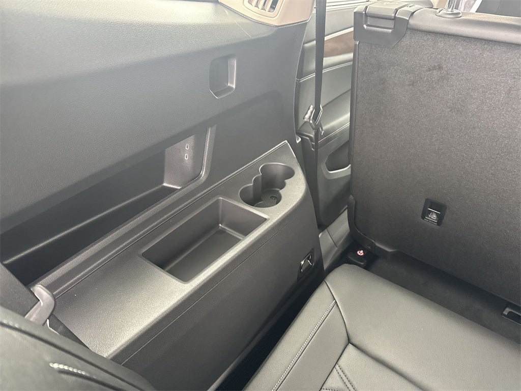 2026 Volkswagen Atlas 2.0T SE w/ Technology