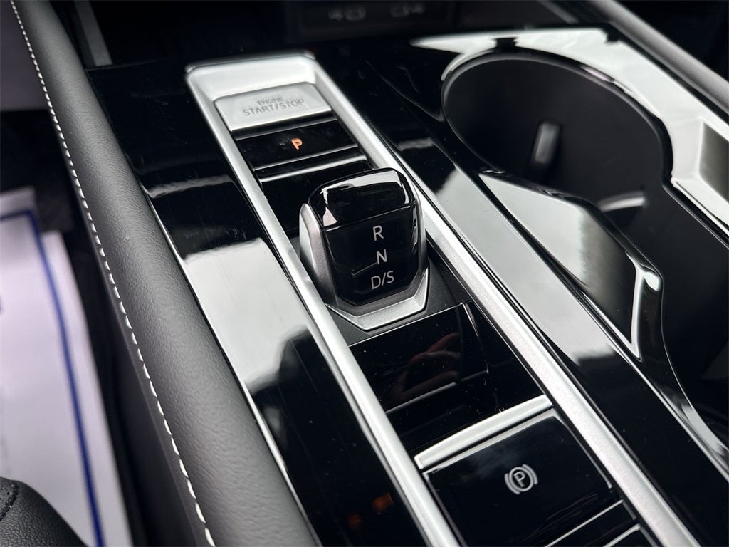 2026 Volkswagen Atlas 2.0T SE w/ Technology