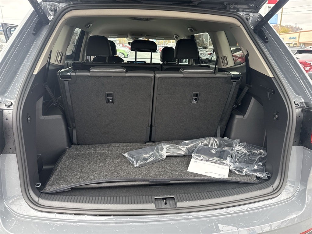 2026 Volkswagen Atlas 2.0T SE w/ Technology