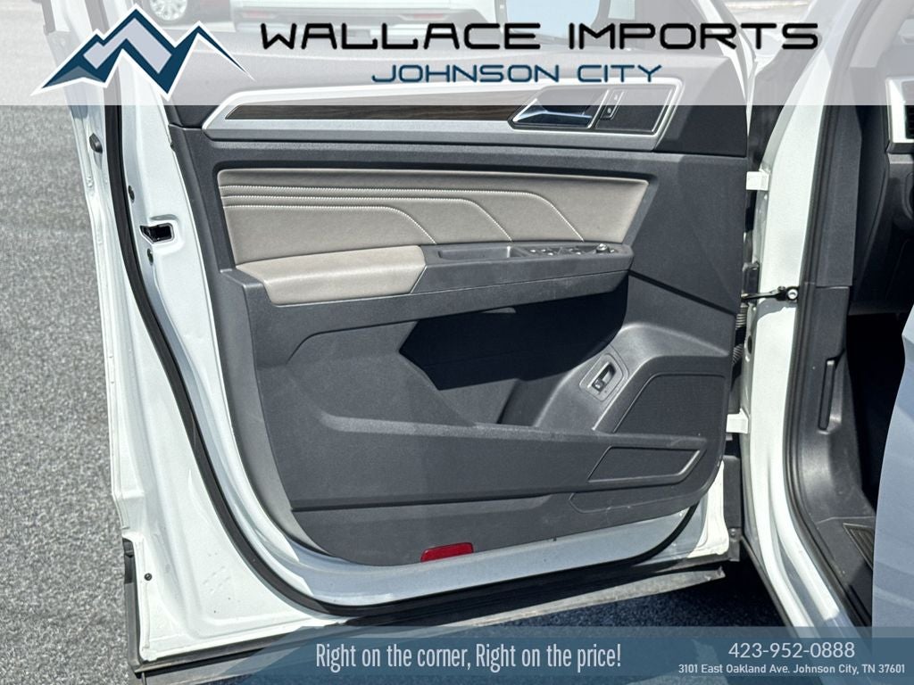 2023 Volkswagen Atlas 3.6L V6 SE w/Technology