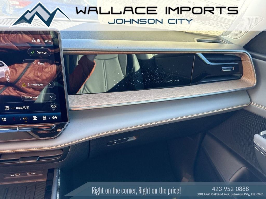2027 Volkswagen Atlas SE w/Technology