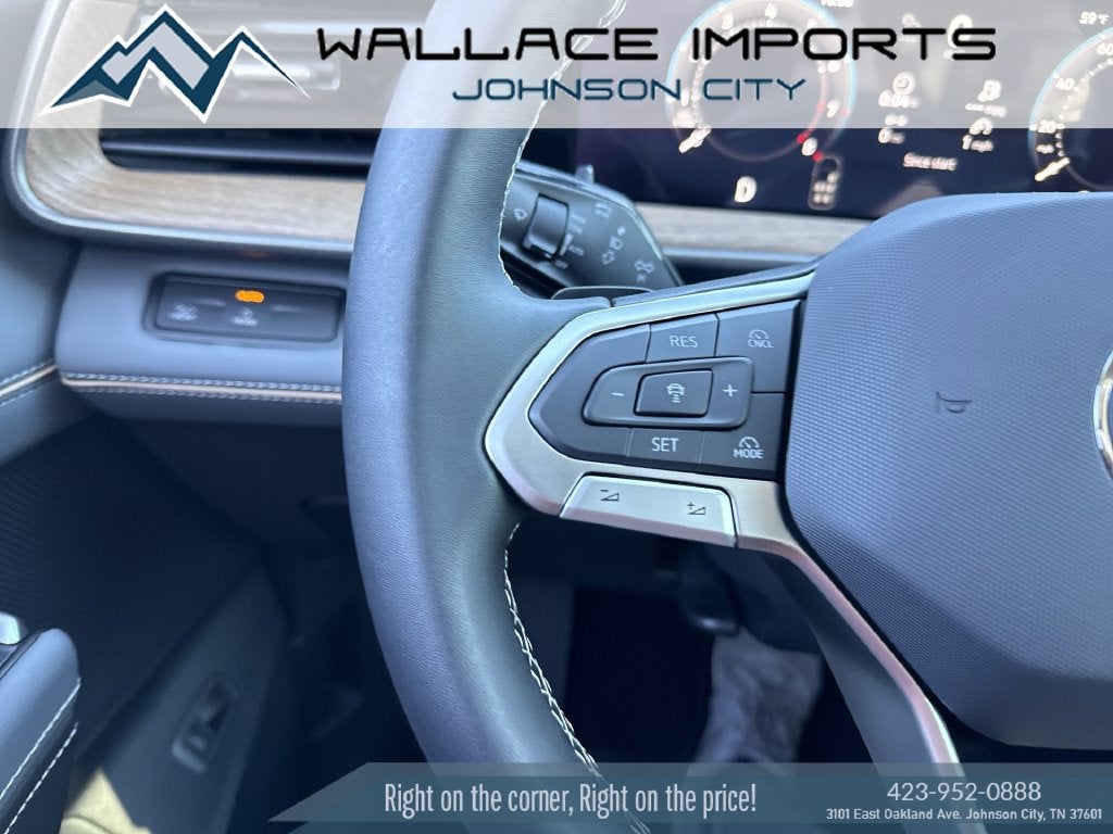2027 Volkswagen Atlas SE w/Technology