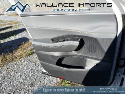 2027 Volkswagen Atlas SE w/Technology