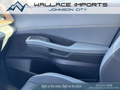 2027 Volkswagen Atlas SE w/Technology
