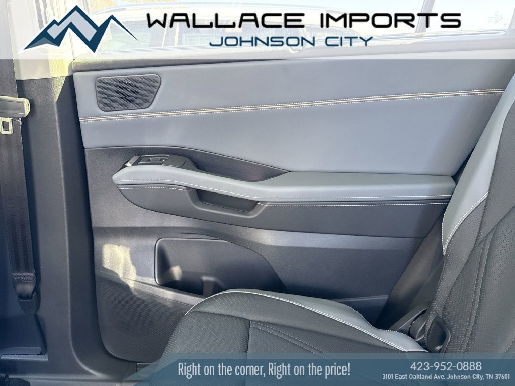 2027 Volkswagen Atlas SE w/Technology