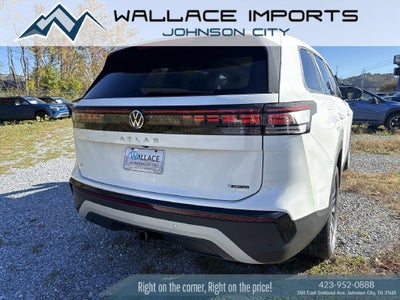 2027 Volkswagen Atlas SE w/Technology