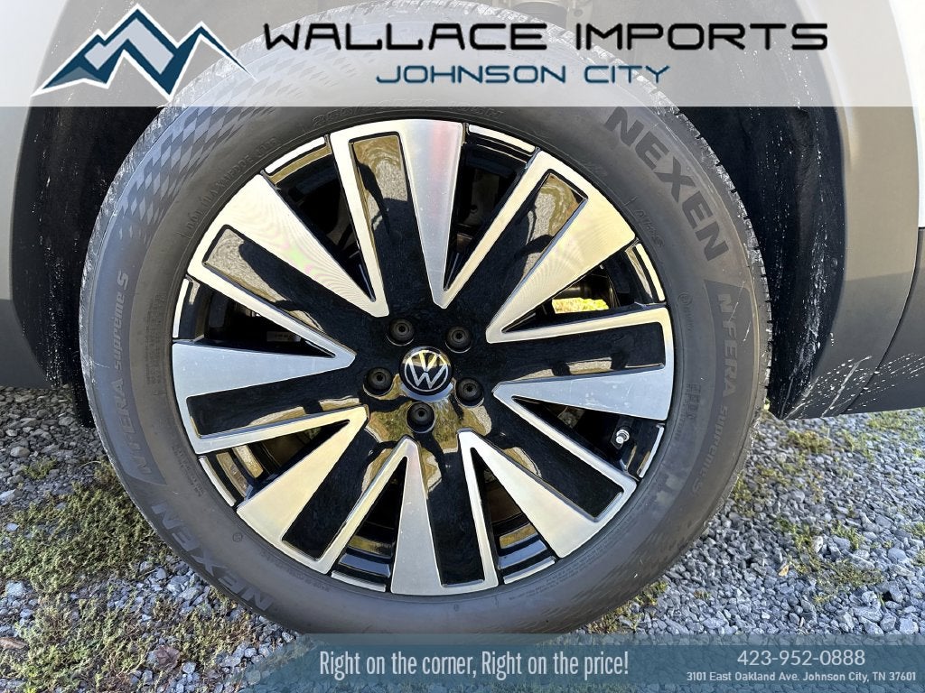 2027 Volkswagen Atlas SE w/Technology
