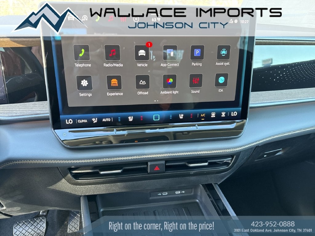 2027 Volkswagen Atlas 2.0T SE w/ Technology