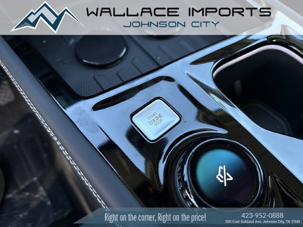 2027 Volkswagen Atlas 2.0T SE w/ Technology
