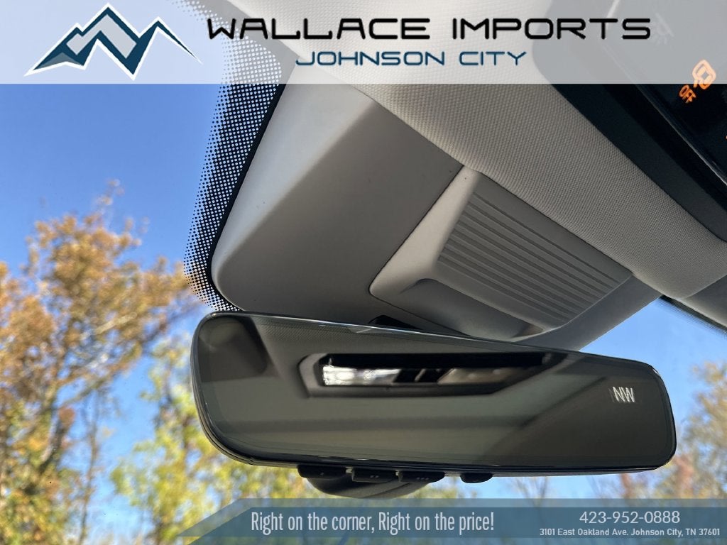 2027 Volkswagen Atlas 2.0T SE w/ Technology