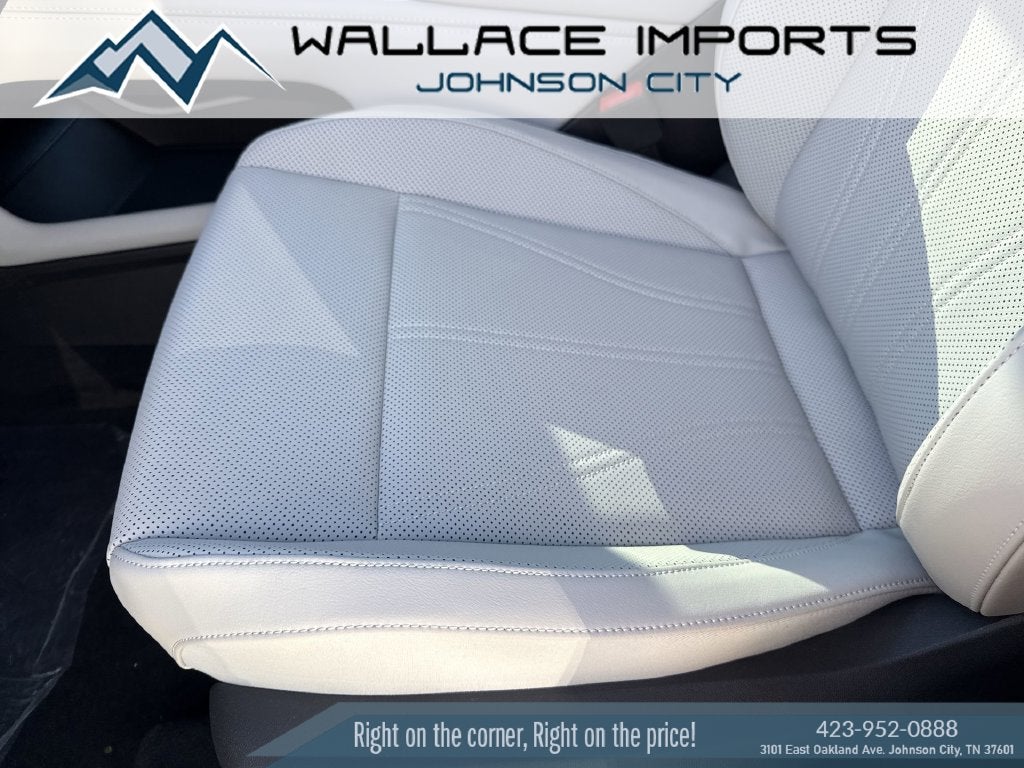 2027 Volkswagen Atlas 2.0T SE w/ Technology