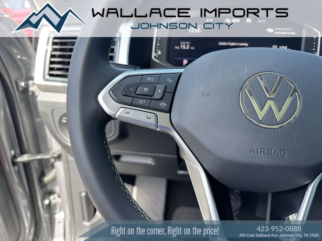 2022 Volkswagen Atlas 3.6L V6 SE w/Technology