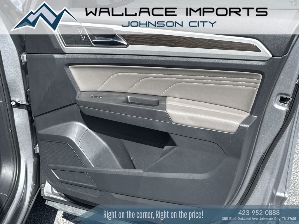 2022 Volkswagen Atlas 3.6L V6 SE w/Technology