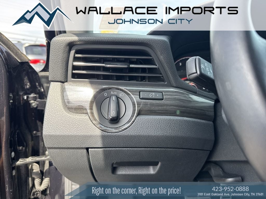 2020 Volkswagen Passat 2.0T R-Line