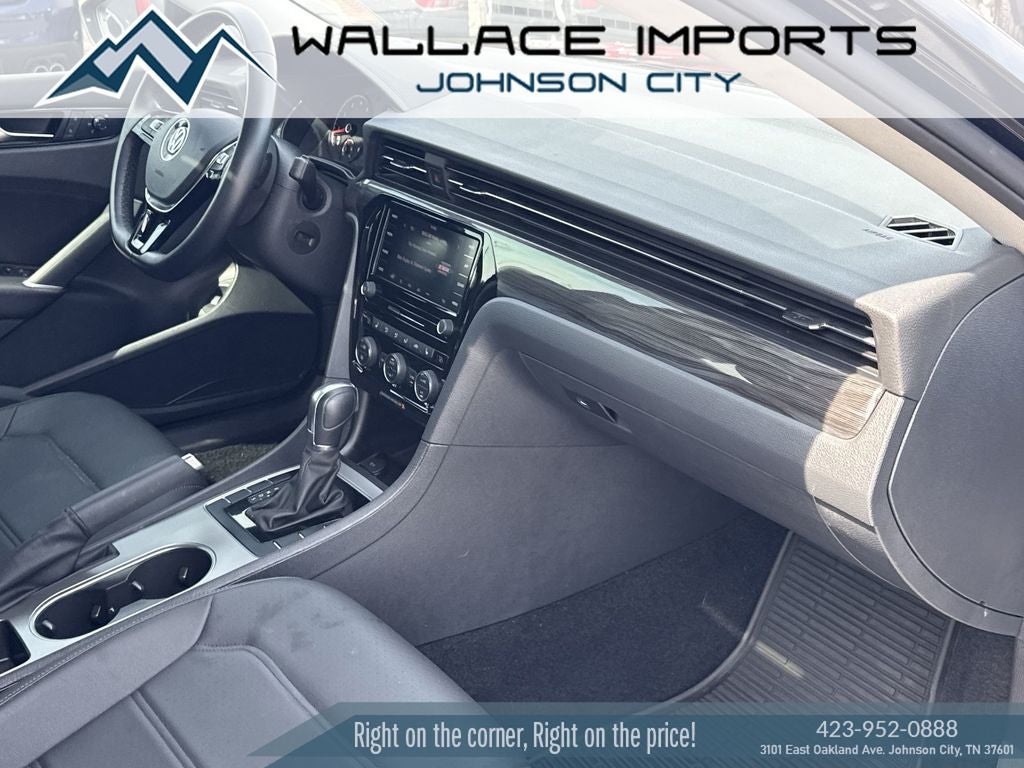 2020 Volkswagen Passat 2.0T R-Line