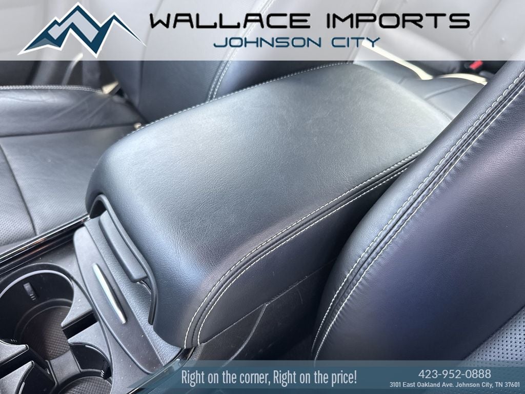 2023 Chrysler 300 S