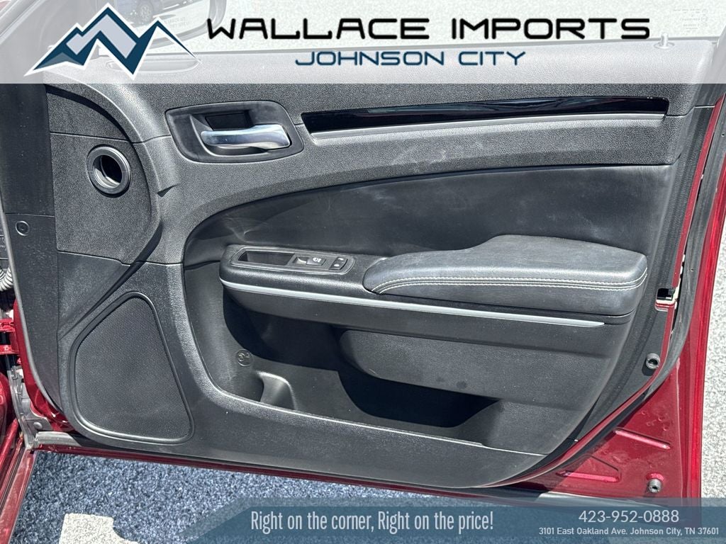 2023 Chrysler 300 S