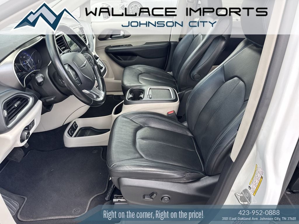 2021 Chrysler Pacifica Touring L