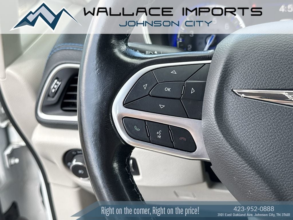 2021 Chrysler Pacifica Touring L