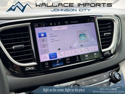 2022 Chrysler Pacifica Touring L