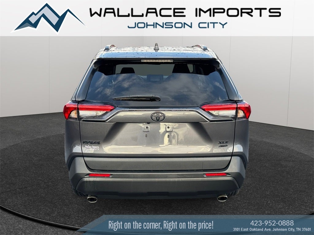 2022 Toyota RAV4 XLE