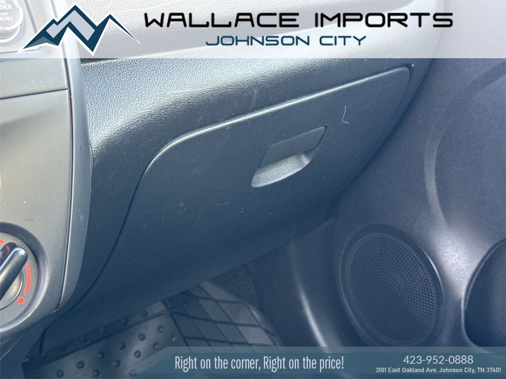 2017 Nissan Versa 1.6 S