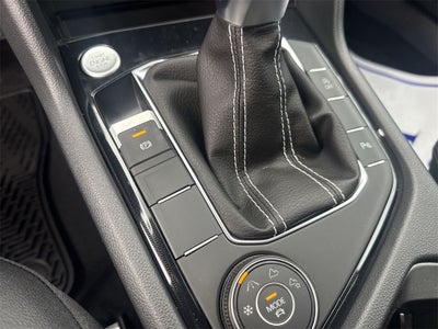 2026 Volkswagen Taos 1.5T SE Black