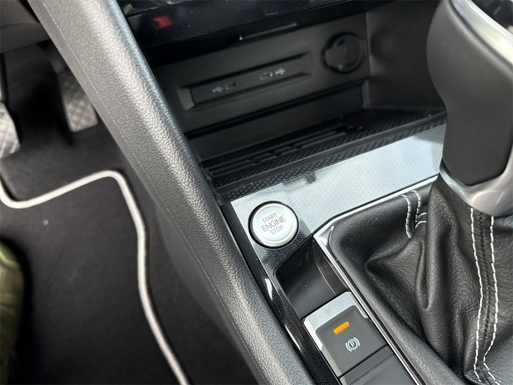 2025 Volkswagen Taos 1.5T SEL