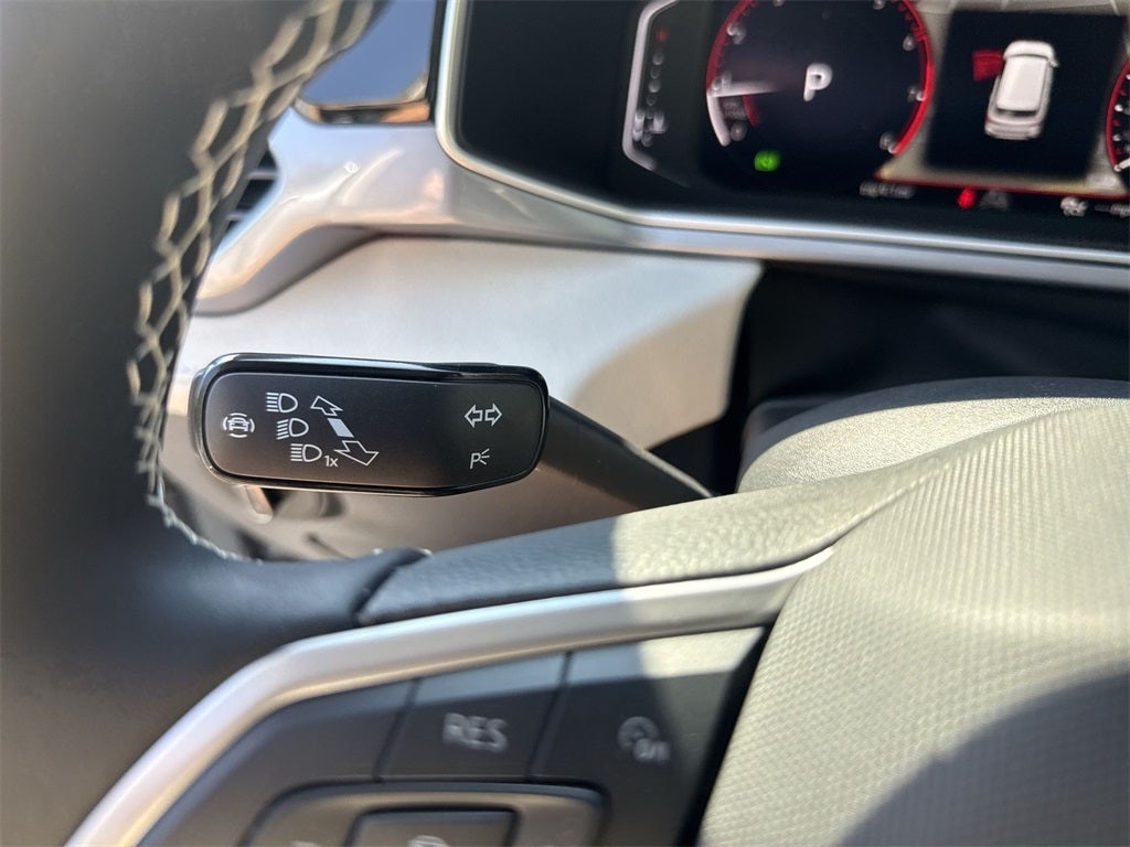 2025 Volkswagen Taos 1.5T SEL