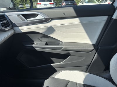 2025 Volkswagen Taos 1.5T SEL